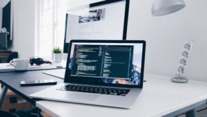 If You are Looking to Create Startup, Should You First Hire an App Developers or Designer?